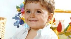 2 CANDELINE PER KRISTIAN Tanti auguri di buon compleanno a questo bellissimo bambino dai nonni ...