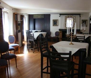 La sala da pranzo di un albergo (foto di archivio) 