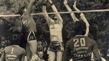 La gloriosa Pallavolo Androvandi al campo Fucini