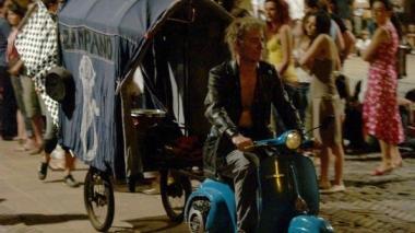 <b>CINEMA E TEATRO </b>In alto Tognazzi in cucina Qui sopra Shabernack ne La Strada 