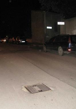 Il parco di Villa Maurogordato e un tratto buio di via Goito 