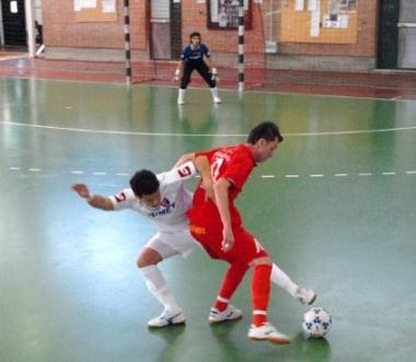 Unazione di gioco in una gara di calcio a 7 