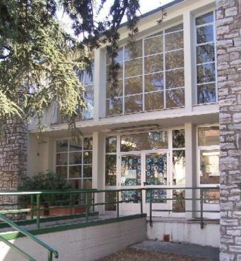 Lingresso principale della scuola materna di via Vignolini, a Montale Una volta ultimato lintervento la scuola ospiter&agrave; anche il centro gioco educativo Gulliver   