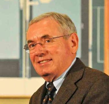 Il vicesindaco di Pistoia Mario Tuci A fianco unimmagine degli allagamenti che nei giorni scorsi si sono verificati sulla Piana 