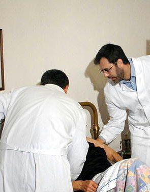 Parte il 3 gennaio il registro di dichiarazione di deposito del testamento biologico (foto di archivio) 