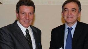Ha salvato i "los 33", premiato da Rossi