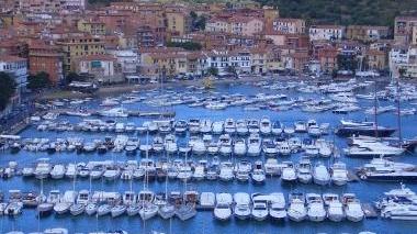 <b>POLEMICHE.</b> Sulla delibera per le concessioni