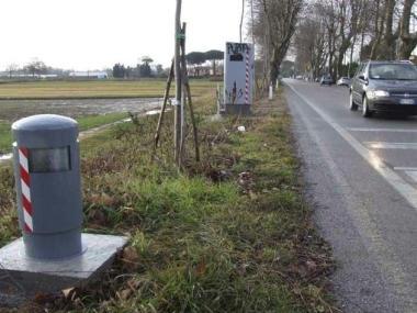Un impianto per il controllo della velocit&agrave; delle auto 