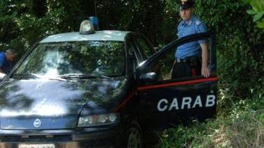 Due coltellate al rivale: arrestato