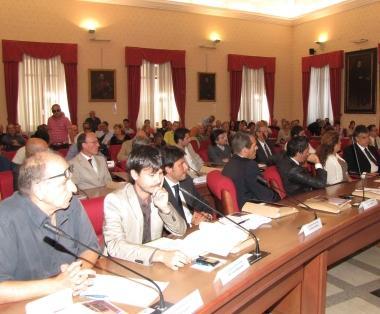 Un milione in consulenze