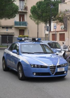 Una volante della polizia 