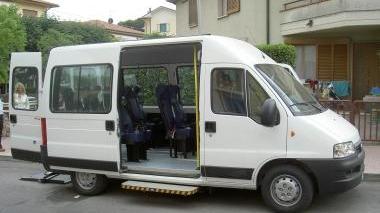 Pulmino per il trasporto dei disabili