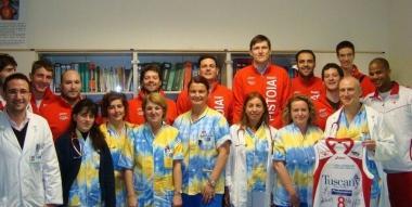 Giocatori della Tuscany, operatori e medici del reparto di pediatria dellospedale 