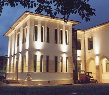 <b>CASTIGLIONE</b> La Biblioteca caomunale     