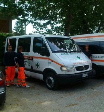 Alcuni volontari della Croce Verde di Lucca 