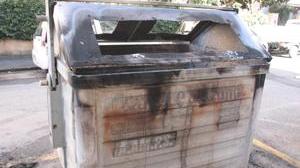 Incendiati 14 cassonetti nella notte di capodanno