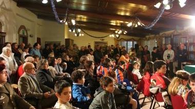 <b>FESTA. </b> La platea a Casino di Terra e accanto Alfredo Martini intrattiene il pubblico Sotto Alessia Bulleri, regina della Mtb