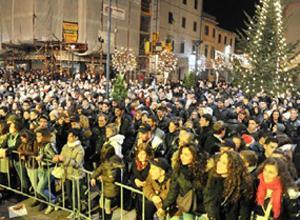 In tremila sul corso: musica, balli e diretta con Radio Bruno