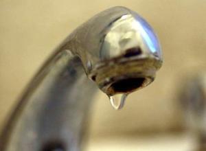 Molte zone a lungo senz'acqua per lavori urgenti