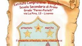 Sopra il papiro “Stella d’oro” vinto da Chiara come studentessa meritevole