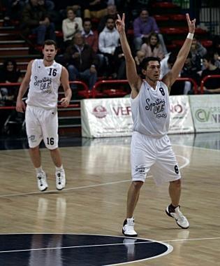 Il play rossobl&ugrave; Bonora &egrave; in forte dubbio per la gara con Pontedera 