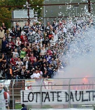 Il tifo &egrave; tornato a incitare i colori granata 