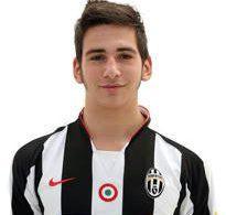 <b>CONNECTION BIANCONERA.</b> Sopra Andrea De Paola, in arrivo dalla Juve. A sinistra Carnesalini: potrebbe finire a Carrara 