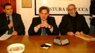Un'ex agente di custodia la rapinatrice delle farmacie