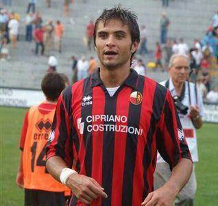 <b>ATTACCANTE. </b>Zizzari, ex rossonero ai tempi della presidenza Hadj 