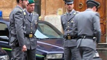 La guardia di finanza ha arrestato tre spacciatori di eroina