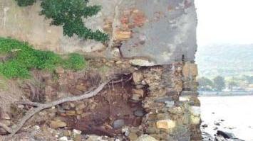 La chiesa di San Cerbone erosa dal mare