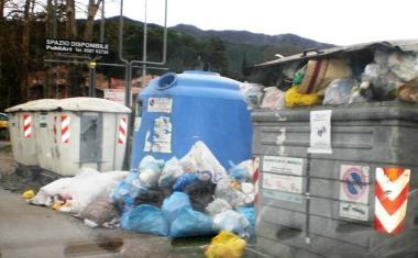 Come si presentava nei giorni scorsi la provinciale Arnaccio a Calci 