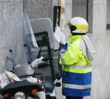 Proteste a Uzzano per i ritardi nella consegna della posta 