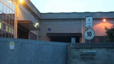 L’esterno dell’azienda di Castelfranco di Sotto Waste Recycling