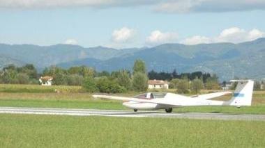 L’aeroporto di Tassignano (foto d’archivio)