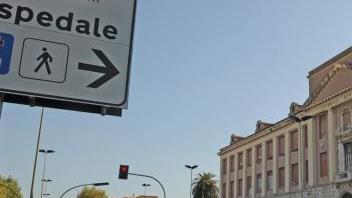 L’ingresso dell’ospedale di Livorno, sul viale Alfieri