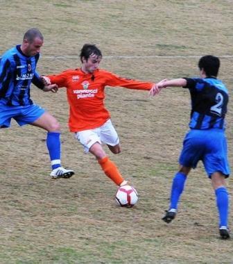  Berretti oggi ore 14.30 Lucchese-Pisa.
