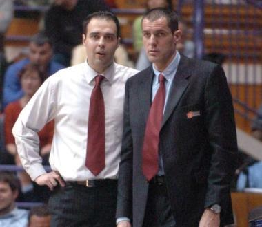 <b>IN COPPIA </b>Sandro DellAgnello con Paolo Moretti: un anno insieme in panchina a Livorno e mille sfide sul parquet ai vertici del grande basket di serie A1 