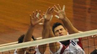 Invicta si rituffa in campionato Al palasport un derby toscano