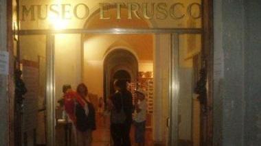 L’ingresso al Museo etrusco Guarnacci di Volterra