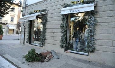 Allarme vandali: telecamere sul corso e piazze sorvegliate