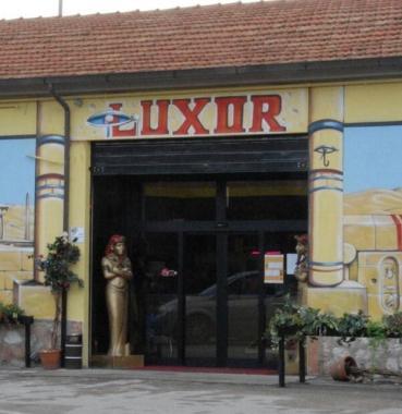<b>LUXOR.</b> Sala giochi in via Cere 