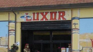 <b>LUXOR.</b> Sala giochi in via Cere