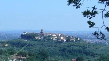 Una panoramica di Montevettolini