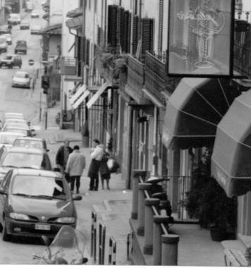Nel 2011 novit&agrave; nei turni di apertura dei negozi 