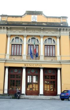 Dirigente se ne va, bilancio in ritardo