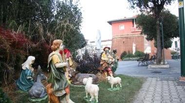 Luci di Natale, polemica sulla raccolta fondi