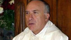 Monsignor Andrea Cristiani, fondatore del Movimento Shalom utilizza Facebook e Youtube per veicolare i suoi messaggi di pace migliaia i contatti registrati da tutto il mondo