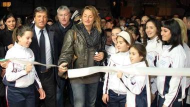 Maurizia Cacciatori al centro polivalente “Pietro Isoppi” inaugurato ad Avenza