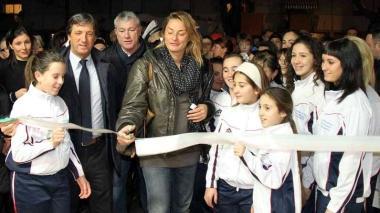 Maurizia Cacciatori al centro polivalente “Pietro Isoppi” inaugurato ad Avenza